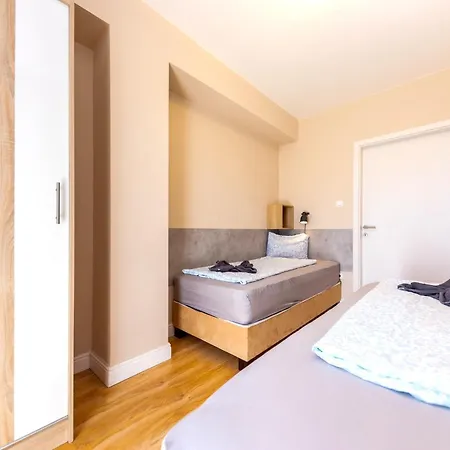 Prime - Bright 2 Bedroom Family With Free Parking Appartement *